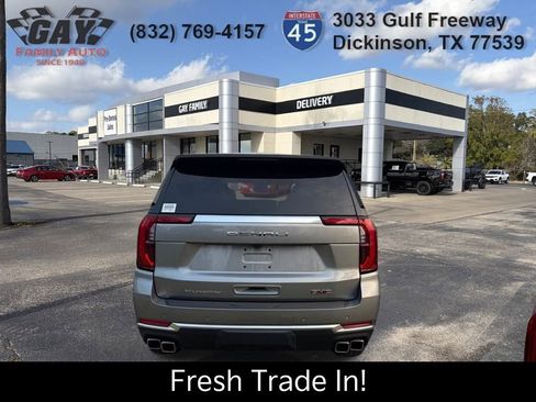 Used 2025 GMC Yukon Denali w/ Sun & Power Step Package image 9