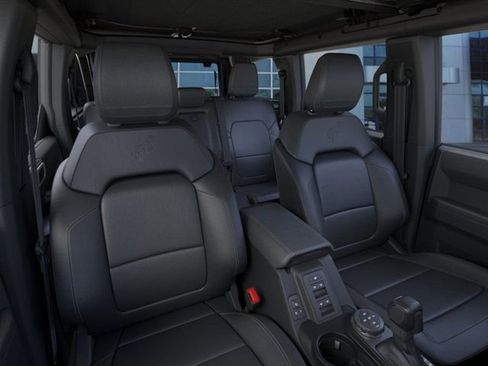 New 2025 Ford Bronco Badlands image 10