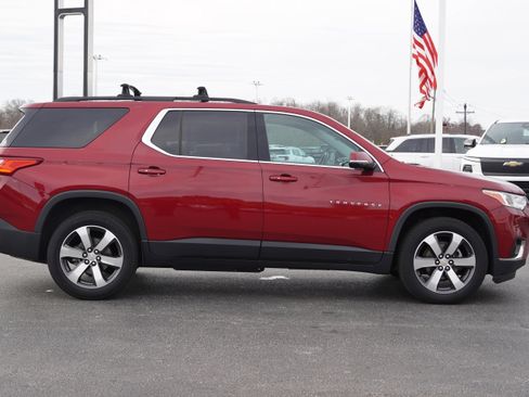 Used 2020 Chevrolet Traverse LT w/ LT Premium Package image 15