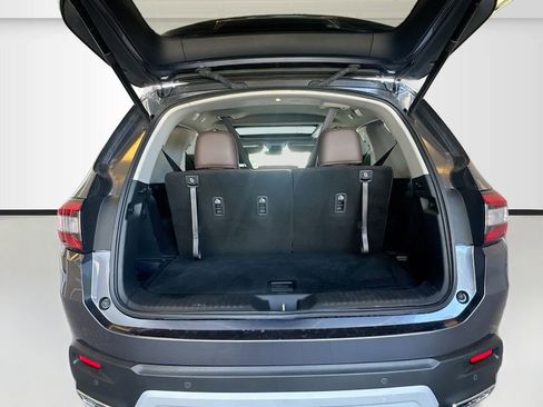 Used 2025 Honda Pilot Elite image 28