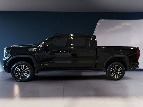 Used 2022 GMC Sierra 1500 AT4 w/ AT4 Premium Package image 4