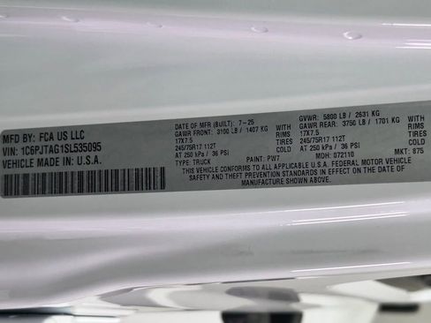 New 2025 Jeep Gladiator Sport image 28