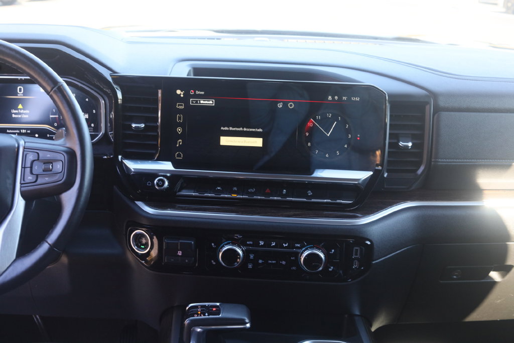 Used 2022 GMC Sierra 1500 Elevation w/ X31 Off-Road Package AWD/4WD image 19