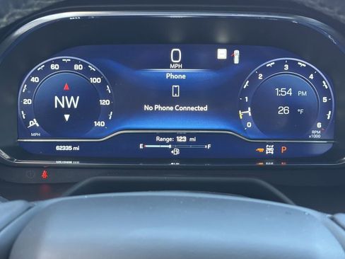 Used 2022 Chevrolet Tahoe Z71 w/ Z71 Off-Road Package image 31