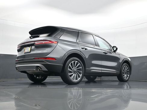 Used 2023 Lincoln Corsair Reserve w/ Equipment Group 201A image 25