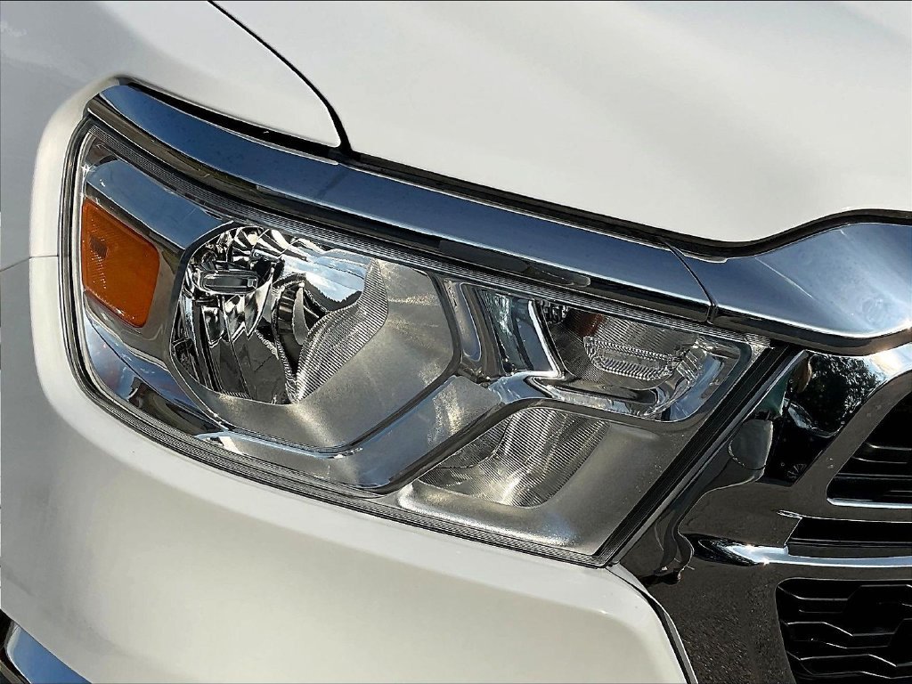 Used 2024 RAM 1500 Big Horn AWD/4WD image 32