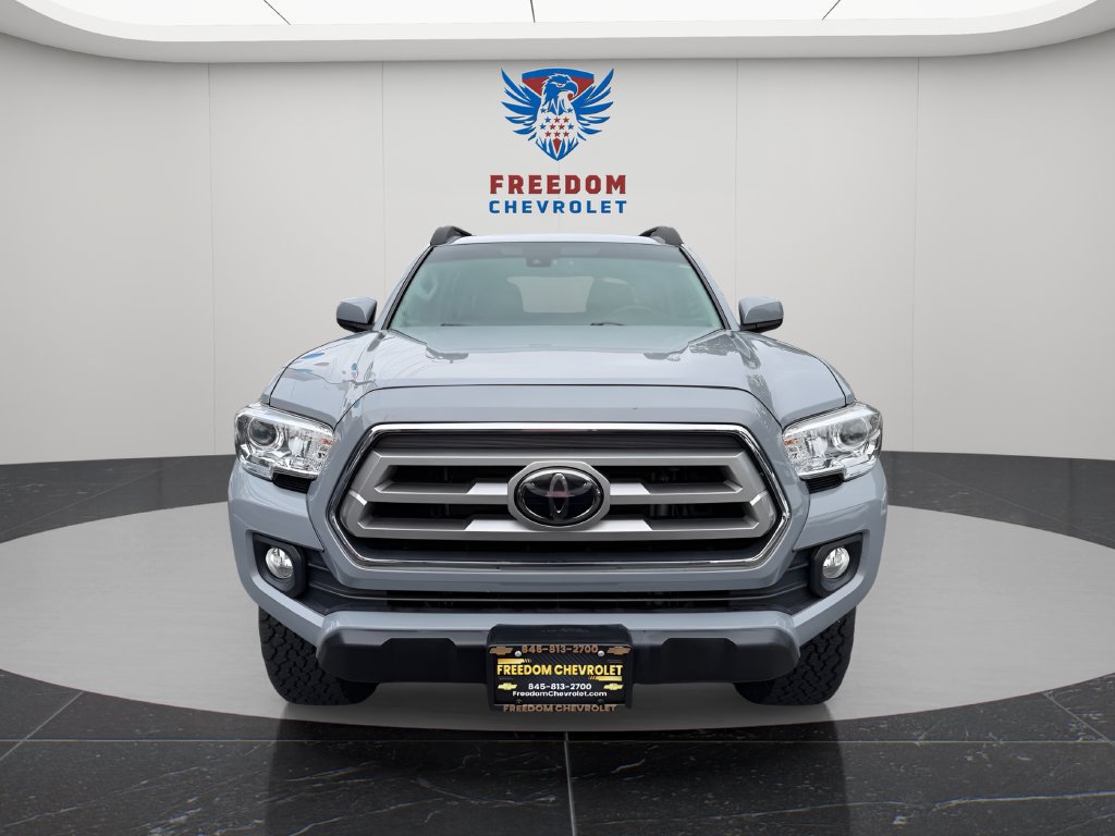 Used 2021 Toyota Tacoma SR5 w/ Trail Edition AWD/4WD image 8
