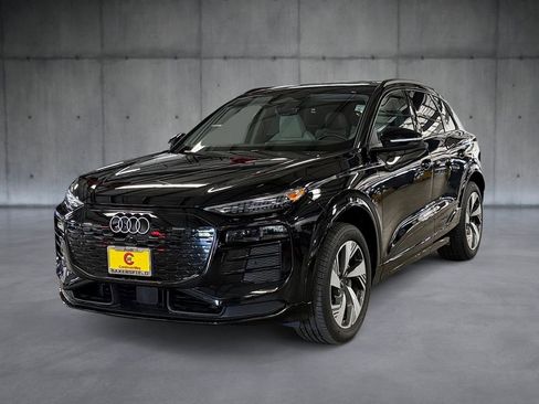 Used 2025 Audi Q6 e-tron Premium Plus w/ Premium Plus AWD/4WD image 1