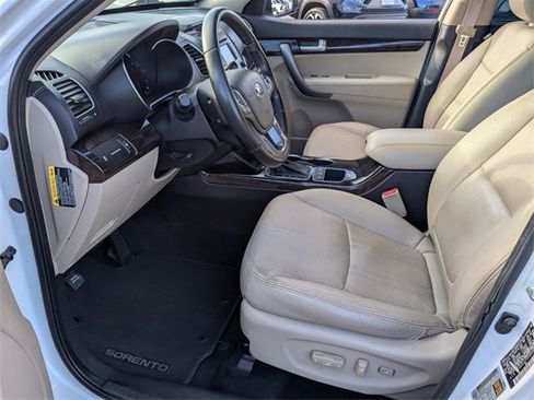 Used 2015 Kia Sorento EX image 6