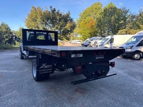 New 2024 Ford F550 2WD Regular Cab Super Duty image 3