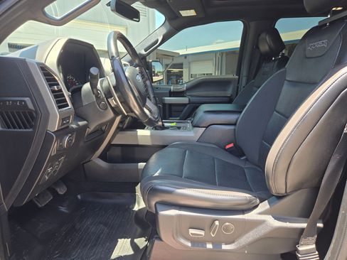 Used 2019 Ford F150 Raptor w/ Equipment Group 802A Luxury AWD/4WD image 9