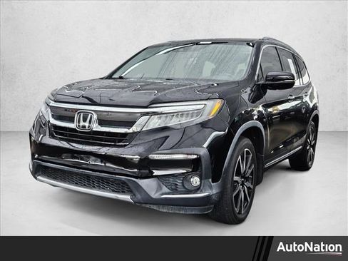 Used 2020 Honda Pilot Touring image 1