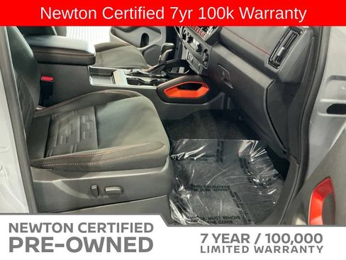 Used 2025 Nissan Frontier PRO-4X AWD/4WD image 20