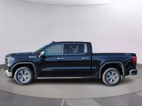 Used 2024 GMC Sierra 1500 SLT AWD/4WD image 2