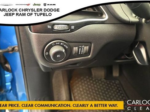Used 2020 Jeep Cherokee Latitude Plus FWD image 16