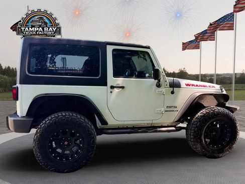 Used 2014 Jeep Wrangler Sport AWD/4WD image 4