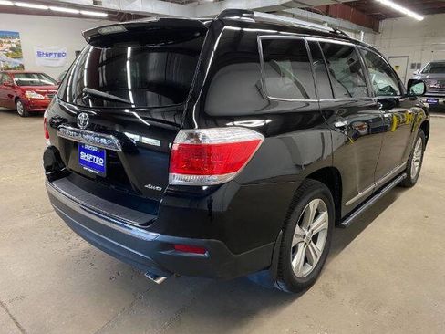 Used 2011 Toyota Highlander Limited AWD/4WD image 5