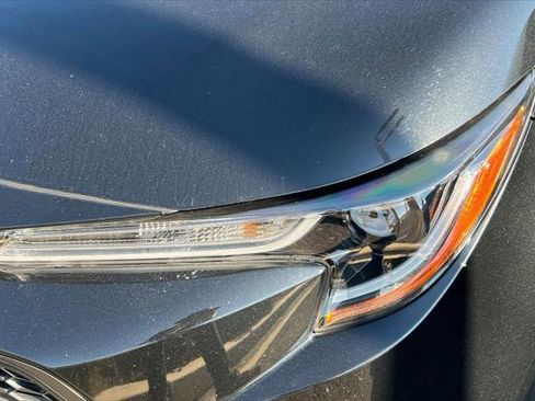 Certified 2021 Toyota Corolla LE image 11