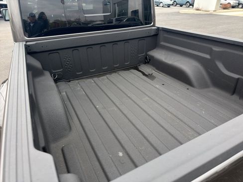 Used 2022 Jeep Gladiator Rubicon w/ Cold Weather Group image 8