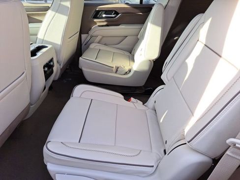 New 2026 GMC Yukon Denali w/ LPO, Floor Liner Package image 9