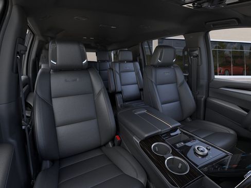 New 2026 Cadillac Escalade ESV 4WD w/ LPO, Floor Liner Package image 19