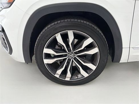 Used 2021 Volkswagen Atlas SEL R-Line image 27