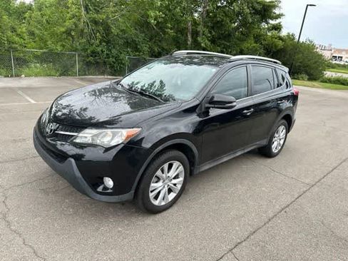 Used 2015 Toyota RAV4 Limited w/ Technology Package AWD/4WD image 16