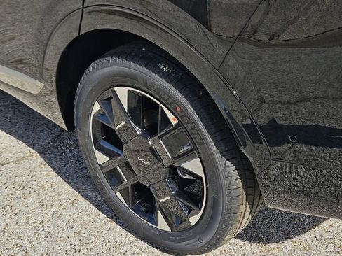 New 2026 Kia Sportage SX image 5