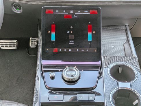 Certified 2025 Cadillac Escalade V w/ LPO, ONYX Package AWD/4WD image 21