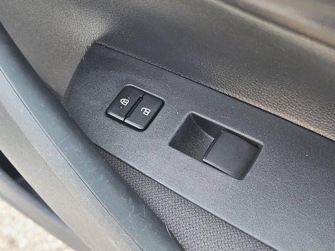 Used 2023 Toyota Corolla LE FWD image 20