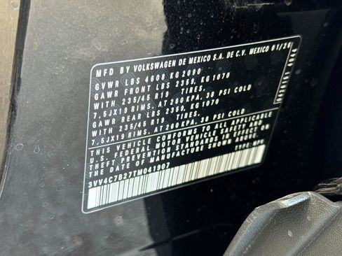 New 2026 Volkswagen Taos SEL image 27