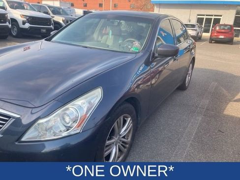 Used 2011 INFINITI G25 Base image 2