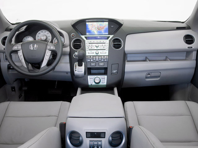 Used 2009 Honda Pilot Touring image 4