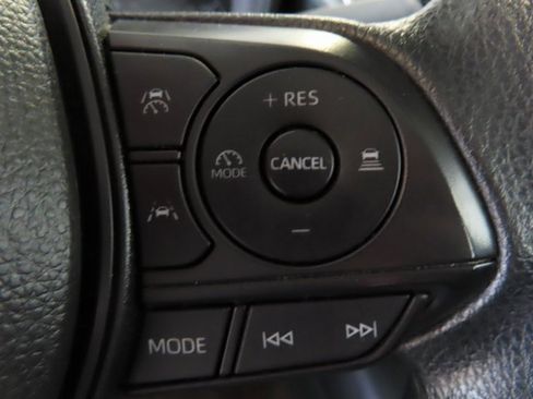 Used 2024 Toyota Corolla LE image 20