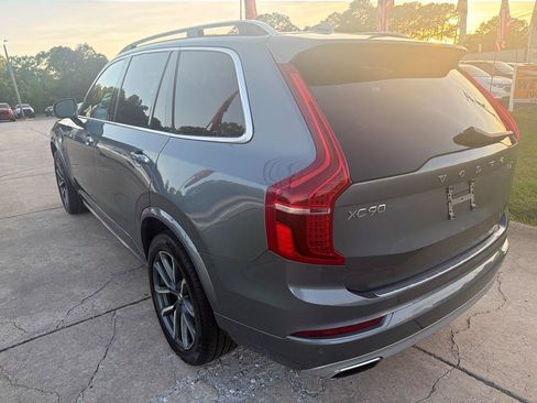 Used 2019 Volvo XC90 T6 Momentum w/ Protection Package Premier AWD/4WD image 7