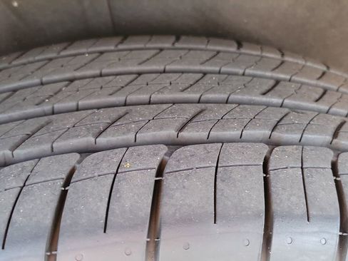 Used 2025 Cadillac XT6 Premium Luxury image 22