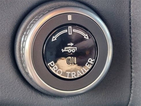 New 2025 Lincoln Navigator Reserve w/ Jet Appearance Package image 8