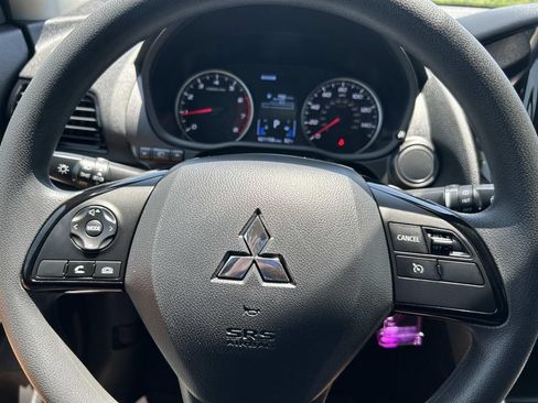 Used 2025 Mitsubishi Eclipse Cross ES AWD/4WD image 30