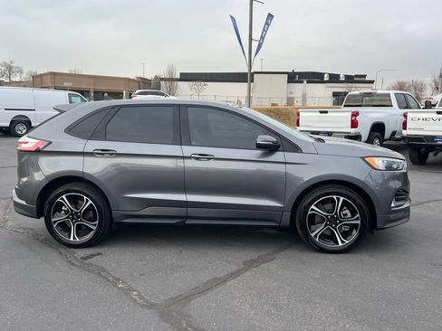 Used 2023 Ford Edge ST AWD/4WD image 9