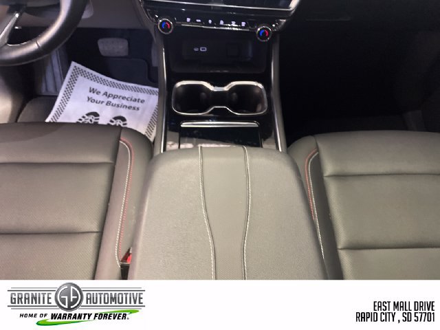 Used 2025 Chevrolet Traverse Z71 w/ Driver Confidence Package AWD/4WD image 22