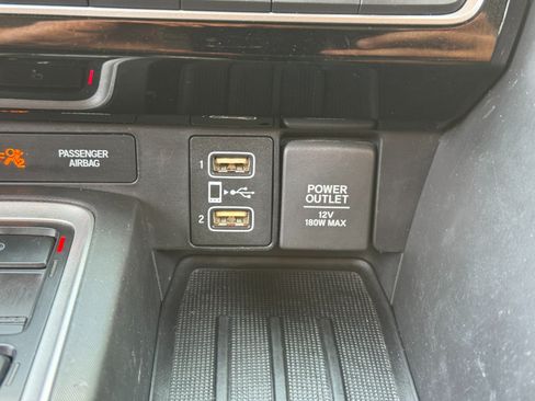 Used 2019 Honda Insight EX image 26