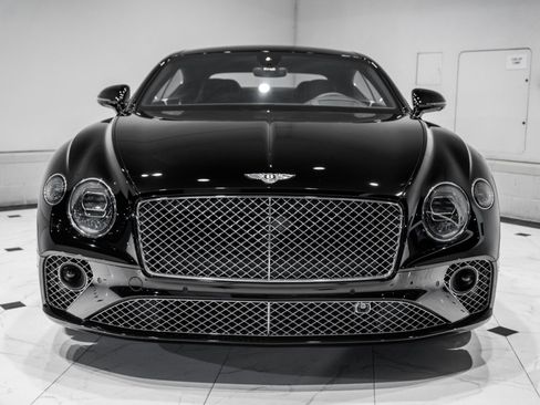 Used 2020 Bentley Continental GT image 8