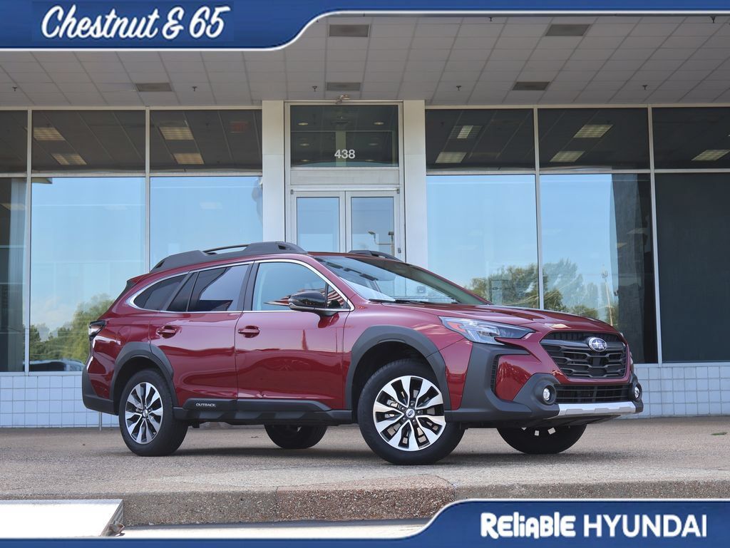 Used 2025 Subaru Outback Limited AWD/4WD image 2