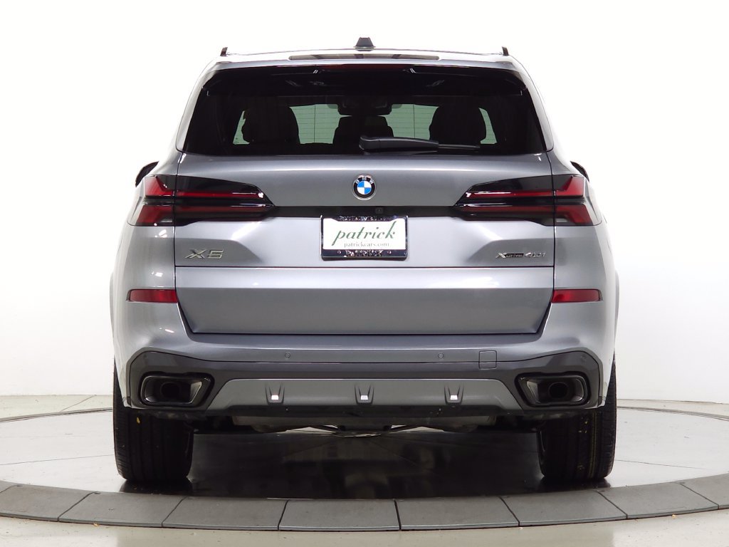 Used 2026 BMW X5 xDrive40i w/ M Sport Package AWD/4WD image 7