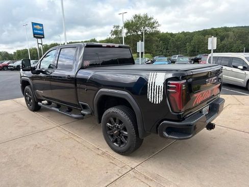 Used 2024 GMC Sierra 3500 AT4 AWD/4WD image 4