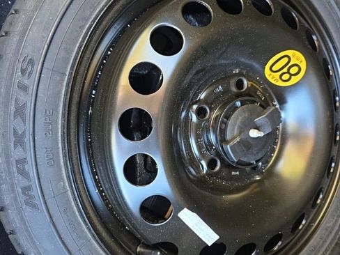 Used 2024 Chevrolet TrailBlazer LT image 14