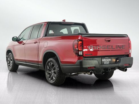 Used 2024 Honda Ridgeline Sport image 3