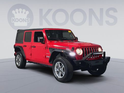 Used 2020 Jeep Wrangler Unlimited Sahara AWD/4WD image 4