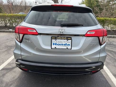 Used 2019 Honda HR-V Sport image 5