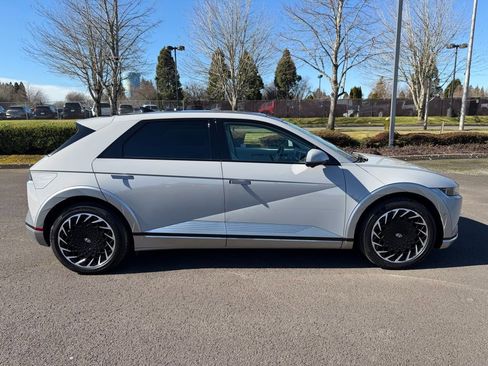 Used 2024 Hyundai Ioniq 5 Limited AWD/4WD image 9
